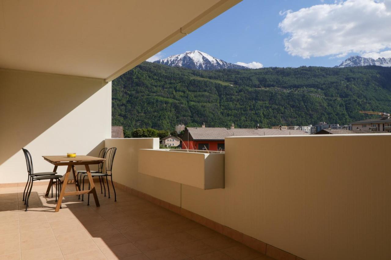 Modern Apartment Close To Martigny Train Station Esterno foto
